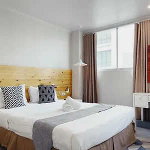 Hotel - Queen, Makati City