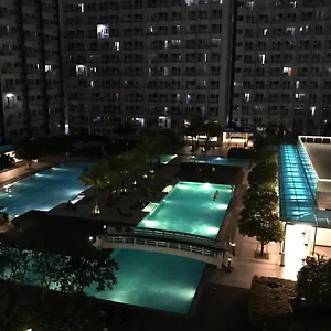 With Balcony At Makati Sm Jazz Appart hôtel