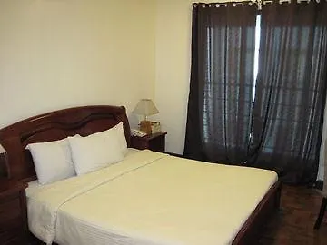 Millenium Plaza Hotel Makati City Apartment